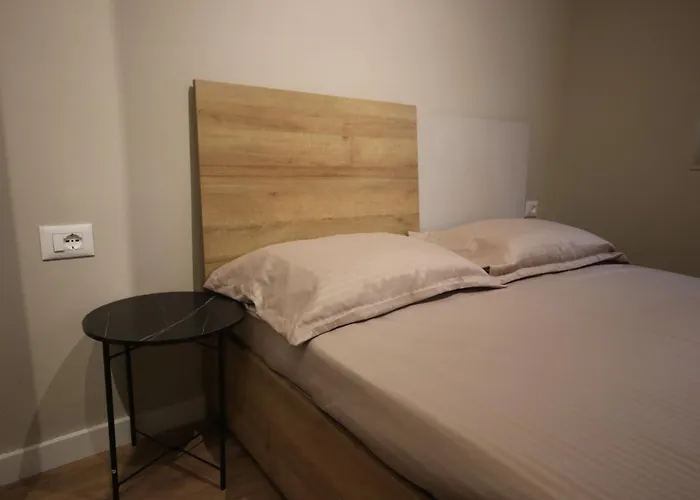 Habitación en casa particular Jera 1 Tirana