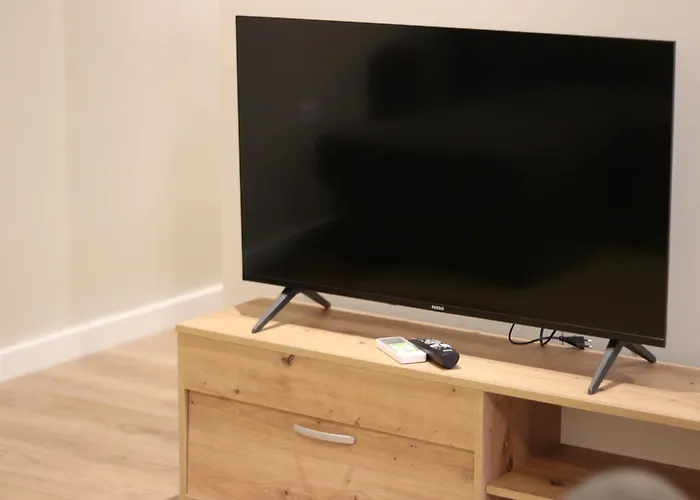 Jera 1 Séjour chez l'habitant Tirana